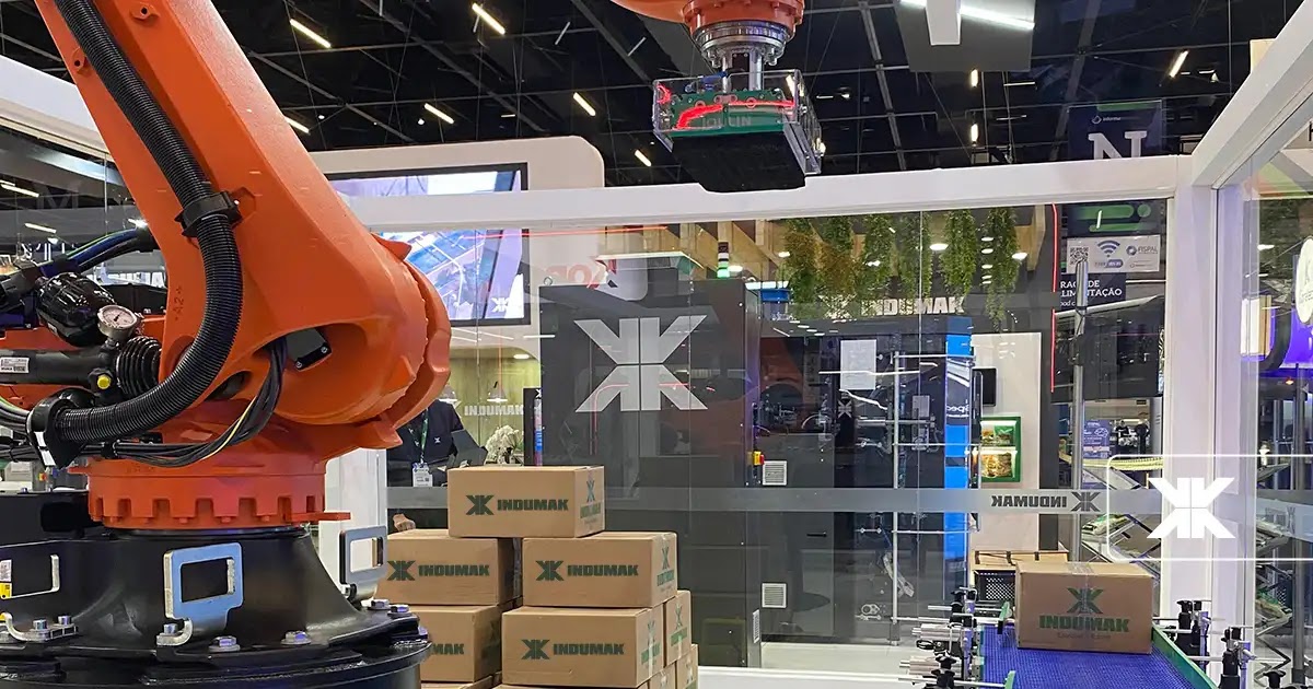 Sistema robotizado de paletização de caixas de café para transporte e exportação.
